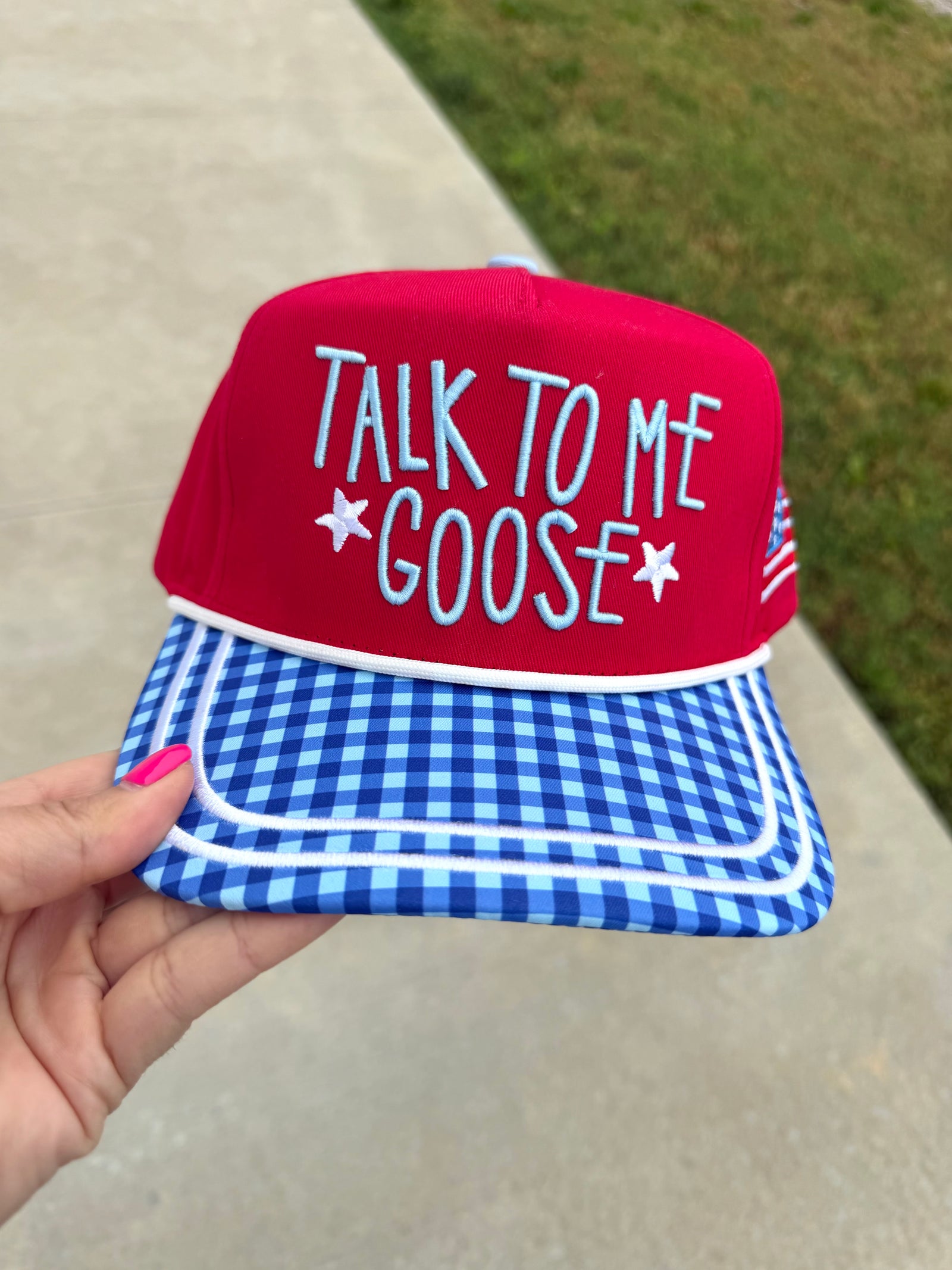 Talk To Me Goose Hat