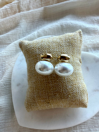 Vivian Pearl Studs