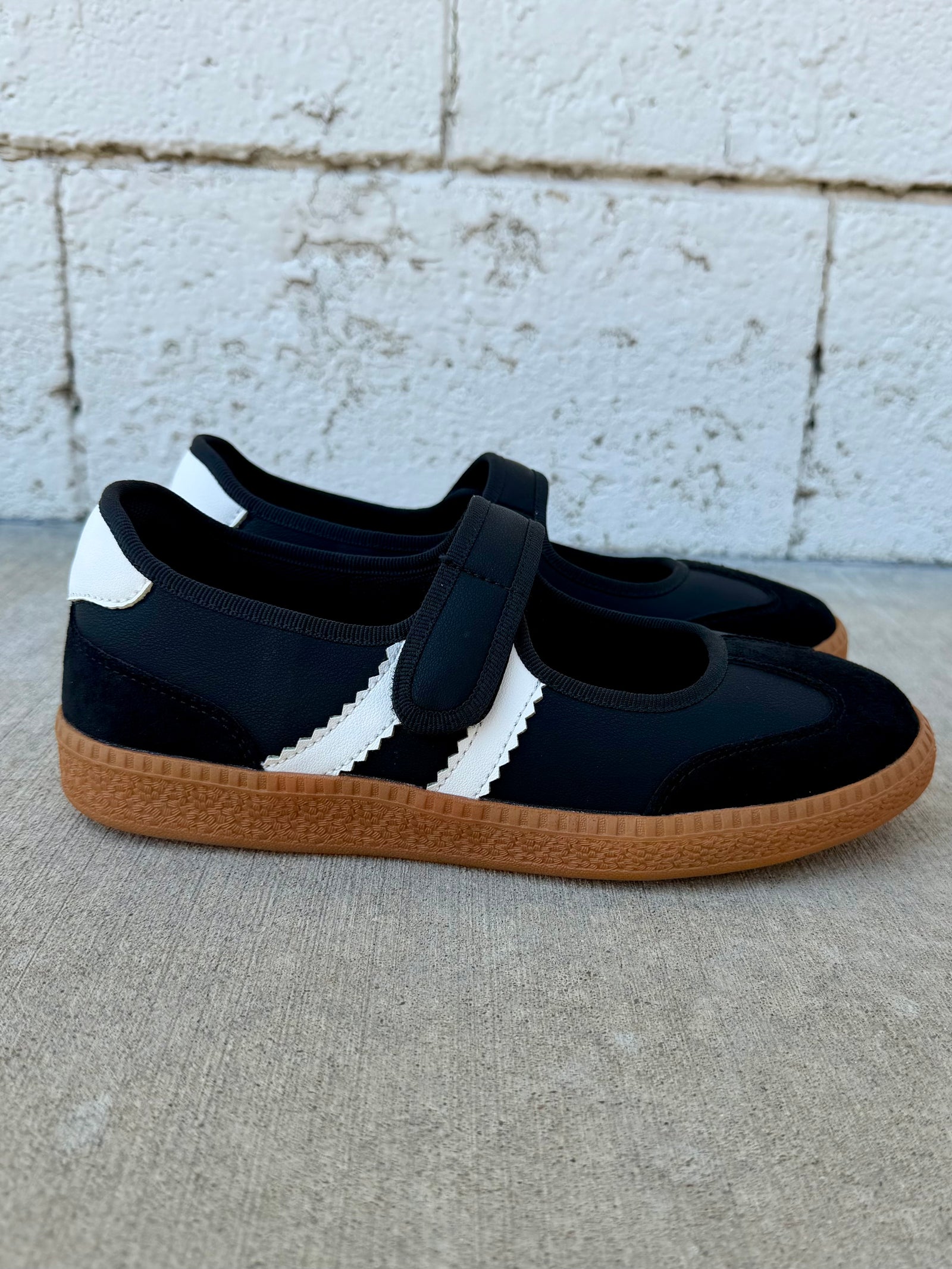 Corky's 'Calm Down' Sneaker