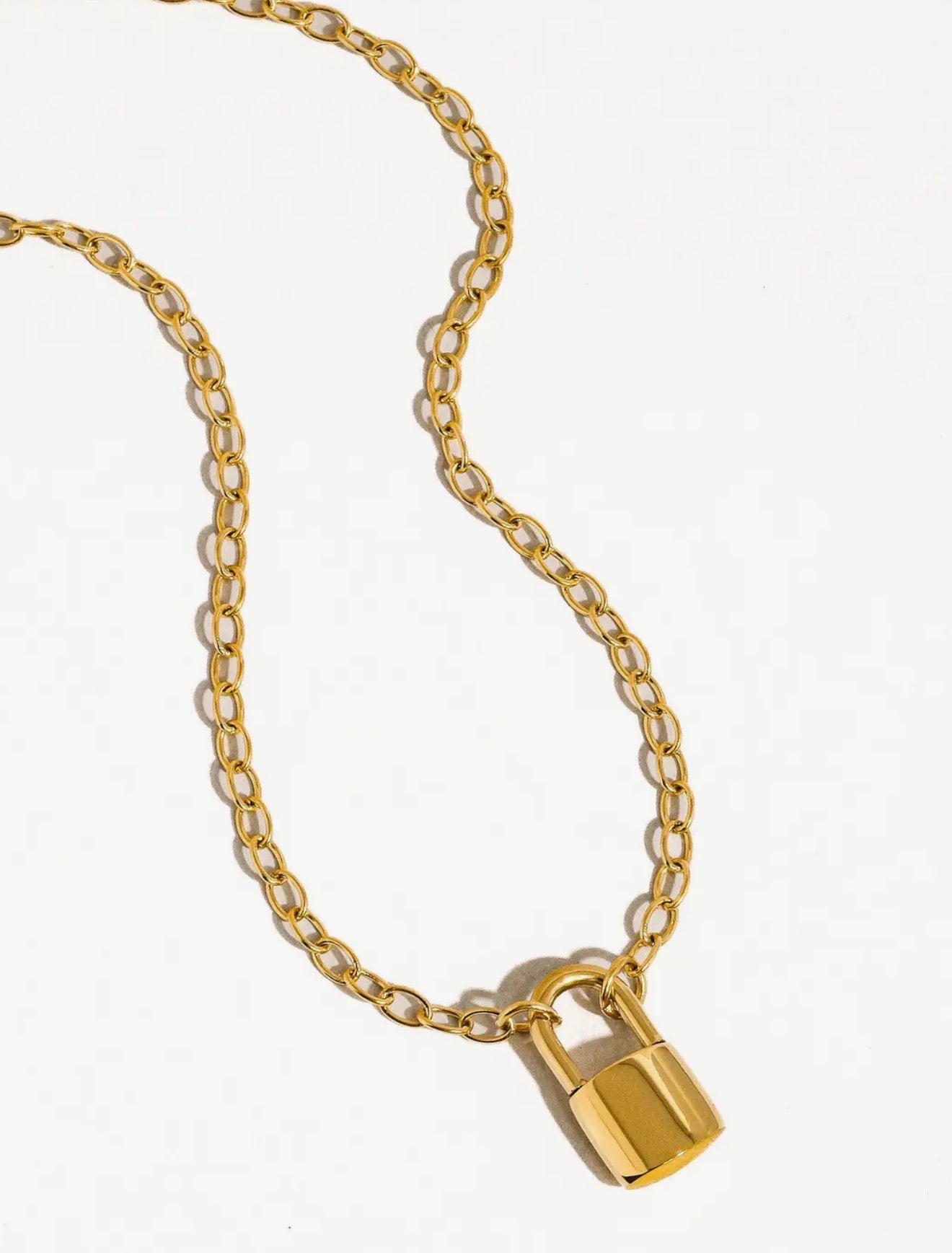 Locky Necklace