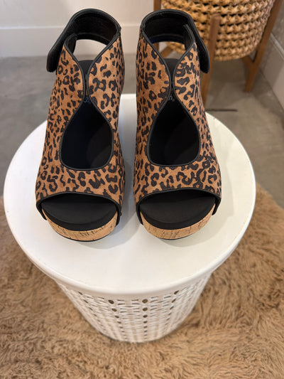 Corky's "Frisky" Leopard Wedge