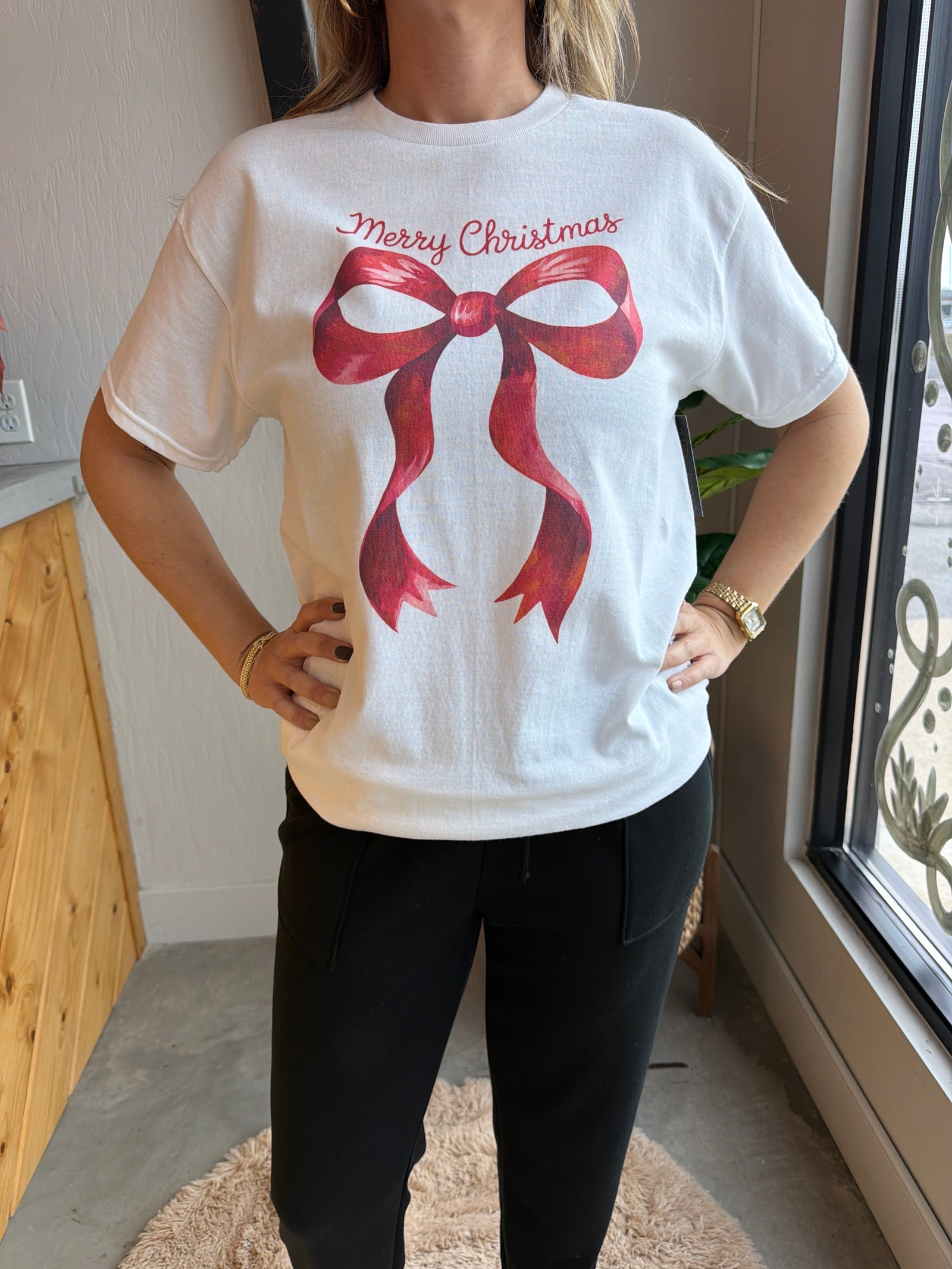 Red Bow Merry Christmas Tee