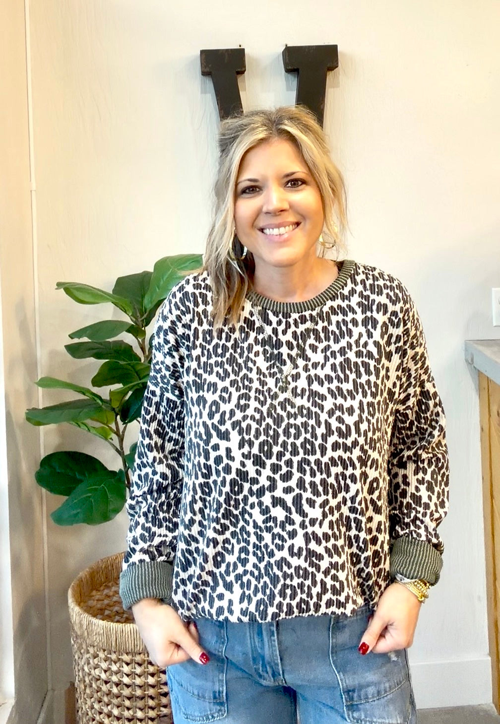 Wild Weekend Pullover