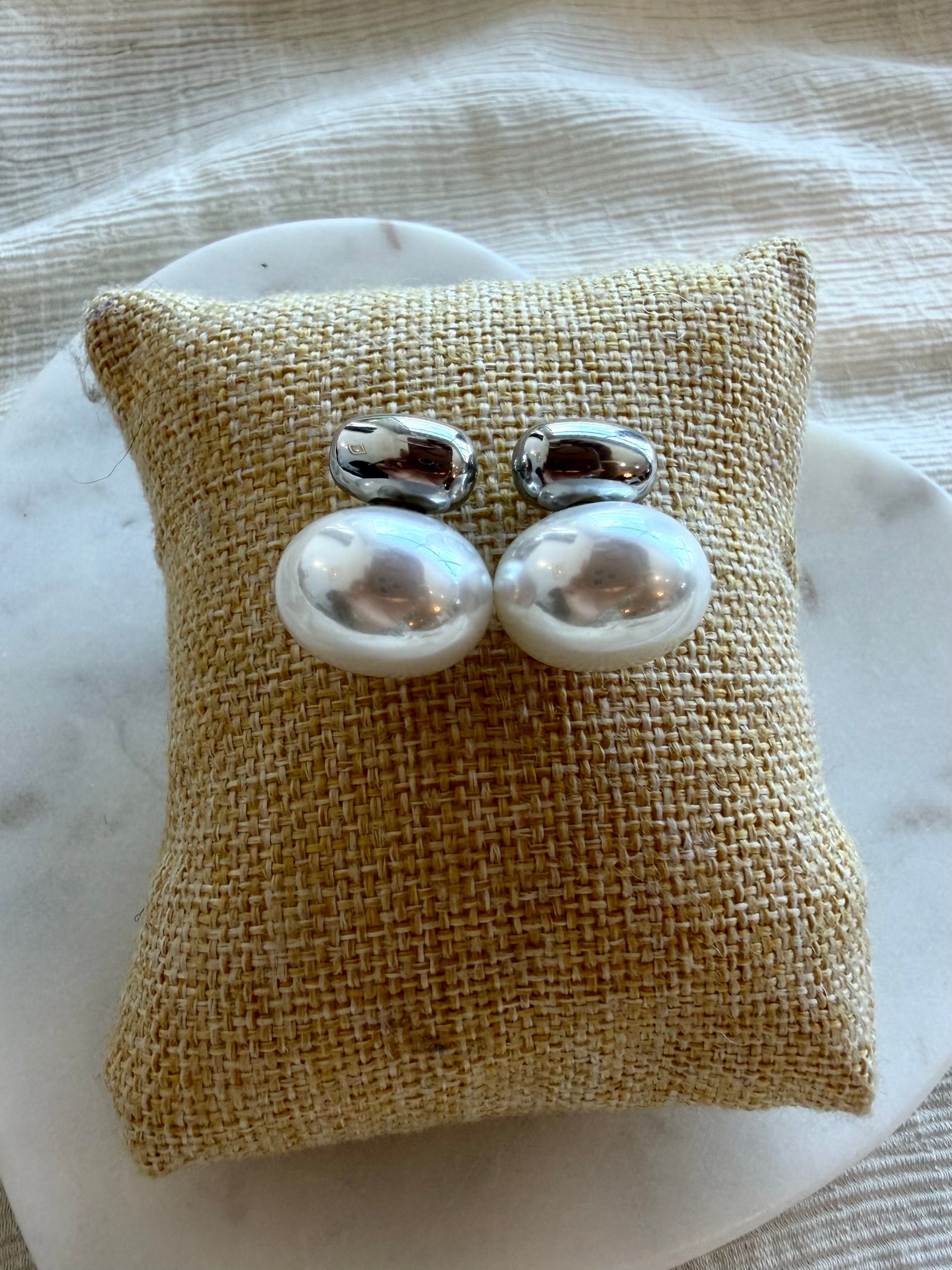 Vivian Pearl Studs